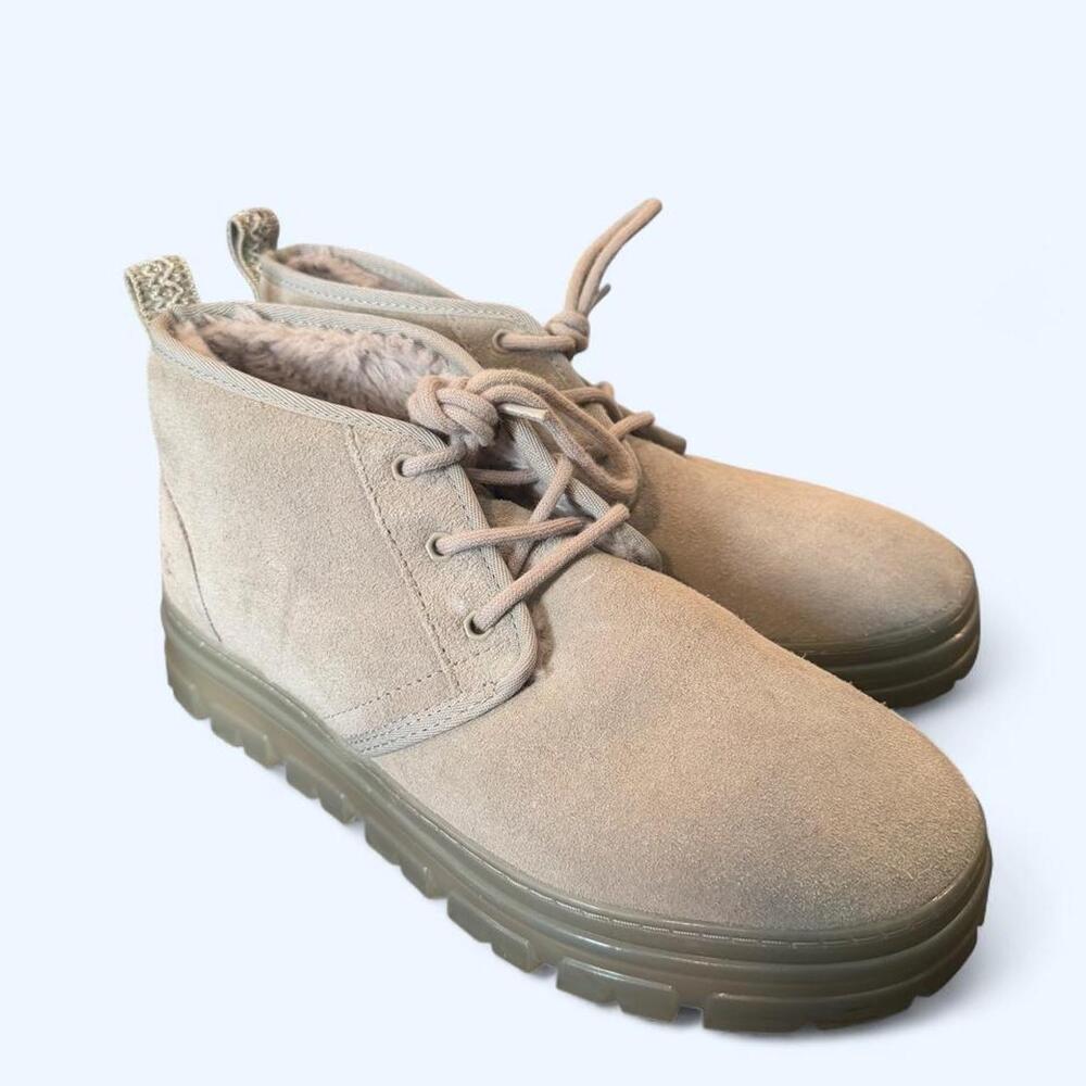UGG Neumel Clear Boots – Men’s Size 11